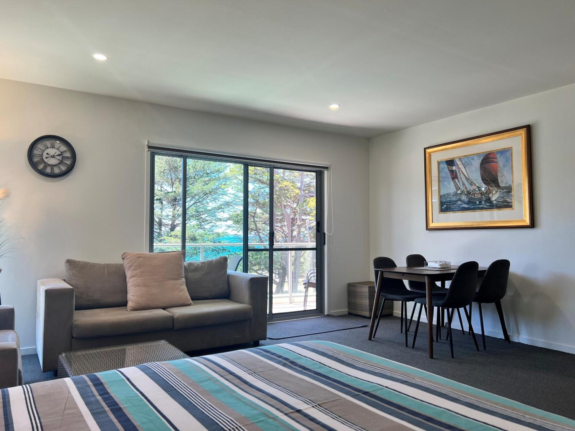 Phillip Island Holiday Apartments 카우즈 외부 사진